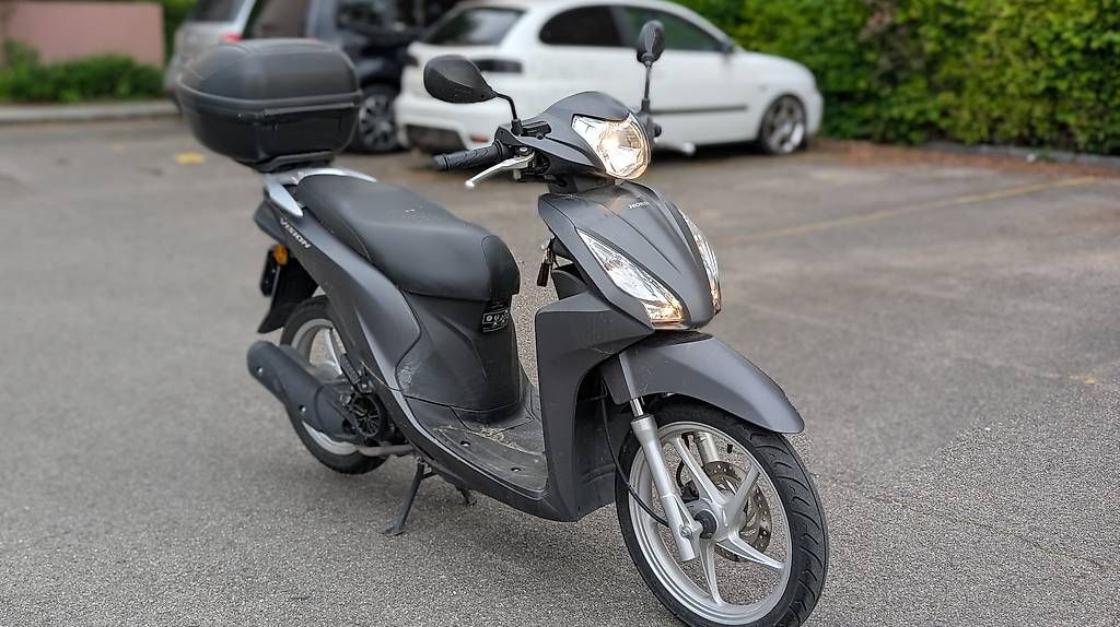 Scooter: HONDA VISION 110 – Usato da Dübendorf venduto da vel_k2g6 1