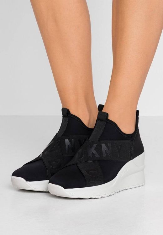 Elegantes Dkny Sneaker Damen Ebenbild