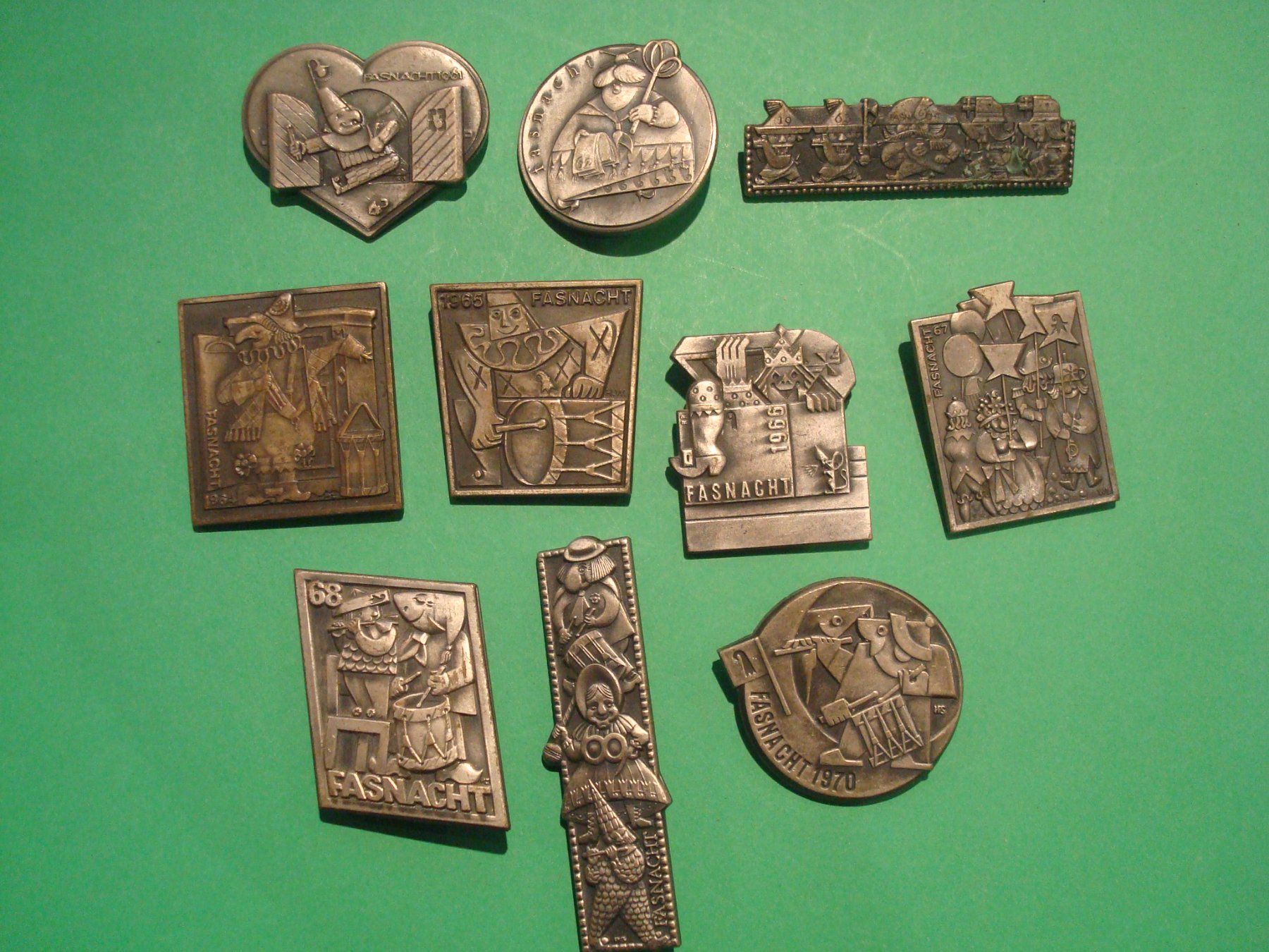 Placchette & Badge: Plaketten Silber 1961 - 1970 – Usato da Riehen venduto da Baerewaegli