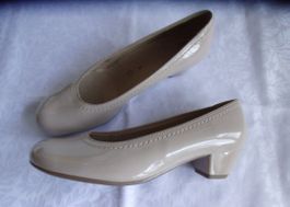 Schuhe Damen Benefit Leder Gr. 37.5 (5) beige