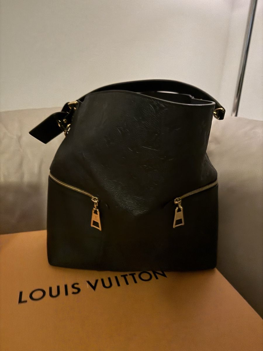 Louis Vuitton Taschen für Damen: Louis Vuitton Melie Bag Hobo empreinte – Neu (gemäss Beschreibung) aus Zürich von LuxuryJewellery