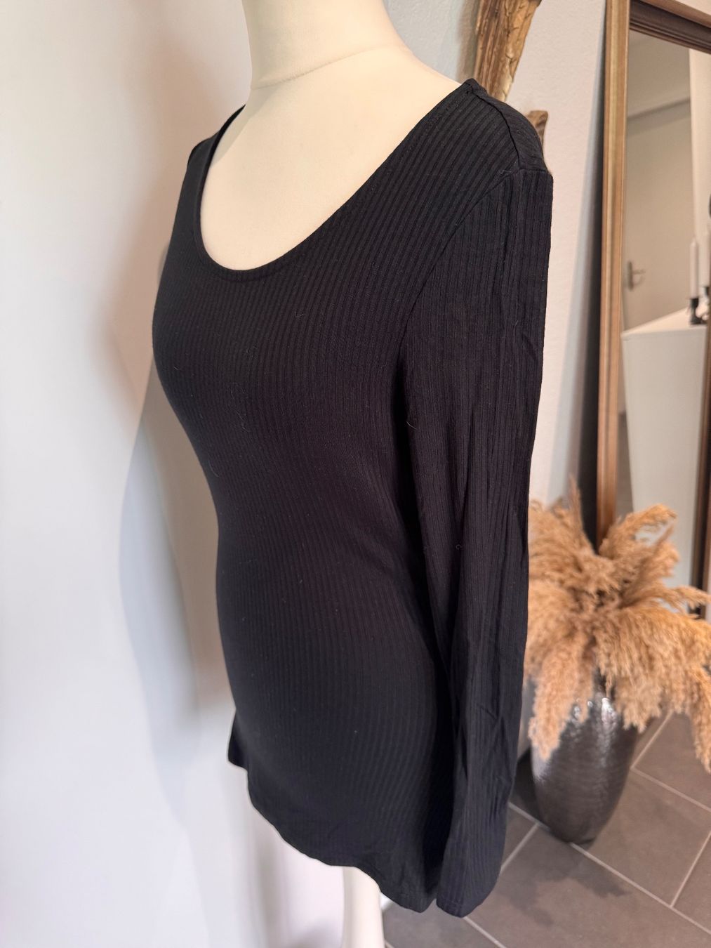 Lascana Maglioni & Felpe: Langarmshirt Pullover Lascana Gr. 32/34 Schwarz – Usato da Rothrist venduto da Fondgruebe 2