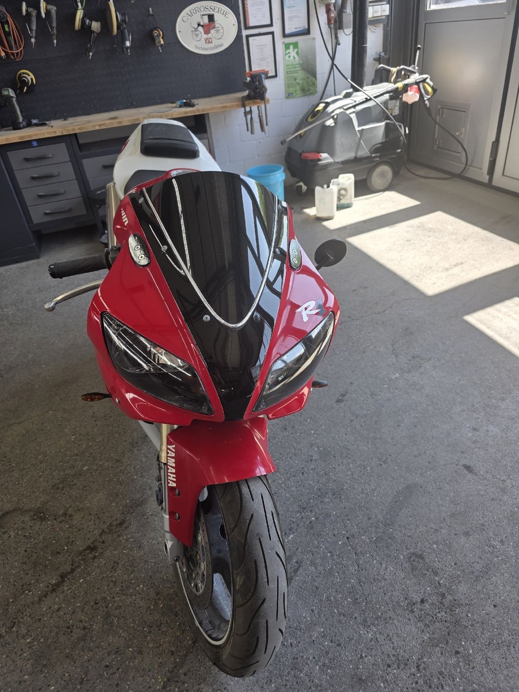 Yamaha Strasse: Yamaha YZF-R1 – Gebraucht aus spiez von kernen82 4