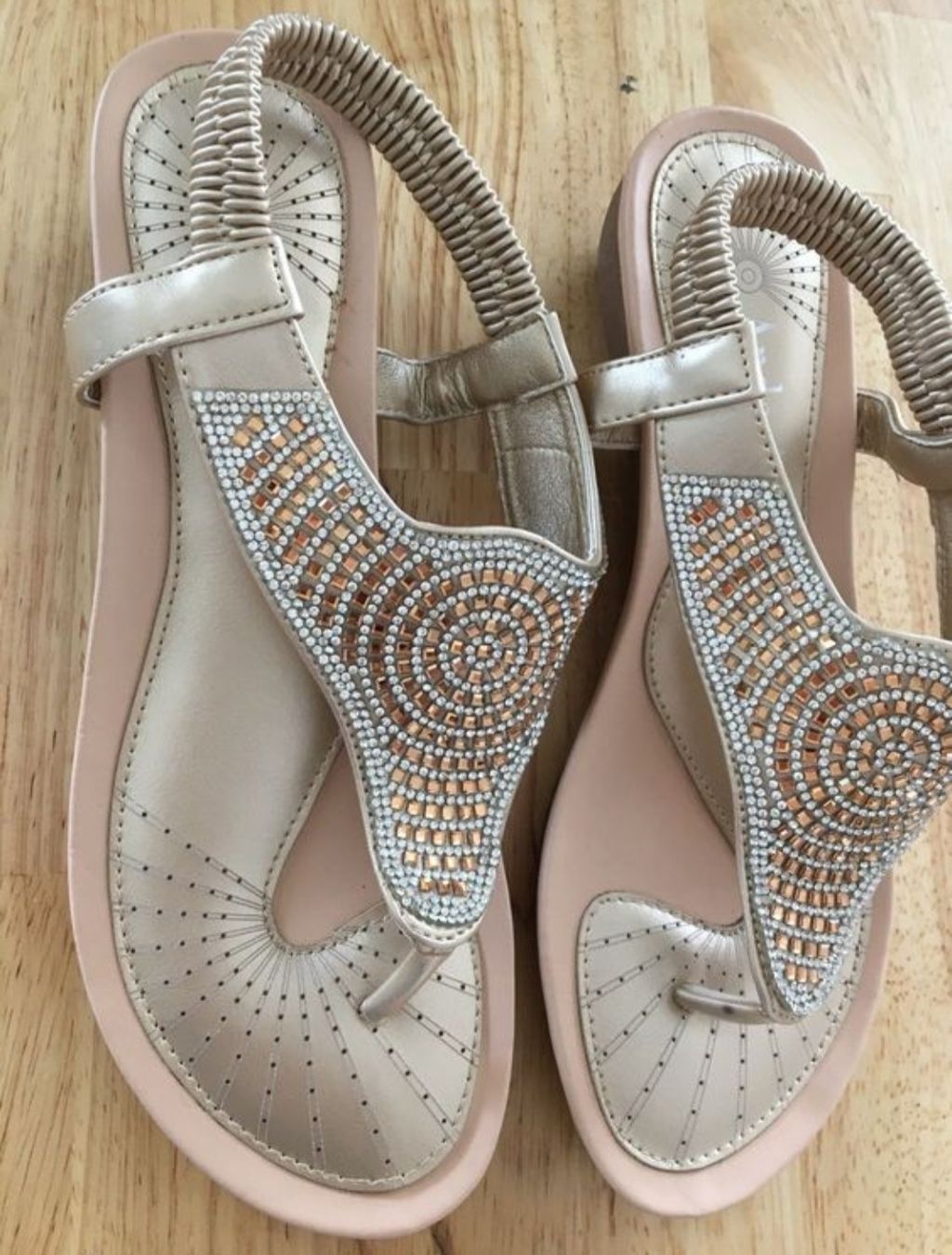 Damenschuhe: Adriana Sandalen – Neu (gemäss Beschreibung) aus Heerbrugg von kim11 4