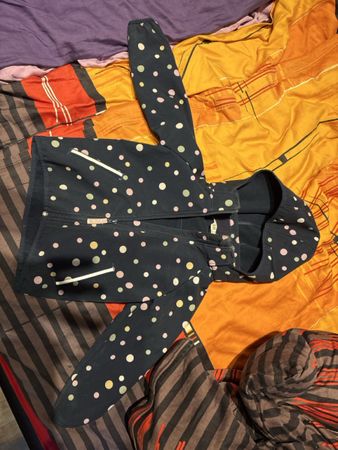 Softshelljacke H&M dunkelblau mit Punkten Grösse 104