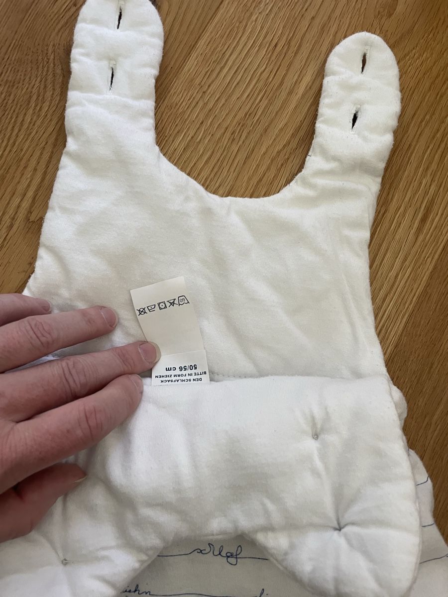 Lotti & Set di vestiti: 4 Pucktücher & 2 Babyschlafsäcke gr. 56 – Usato da Hergiswil NW venduto da staerzi 4