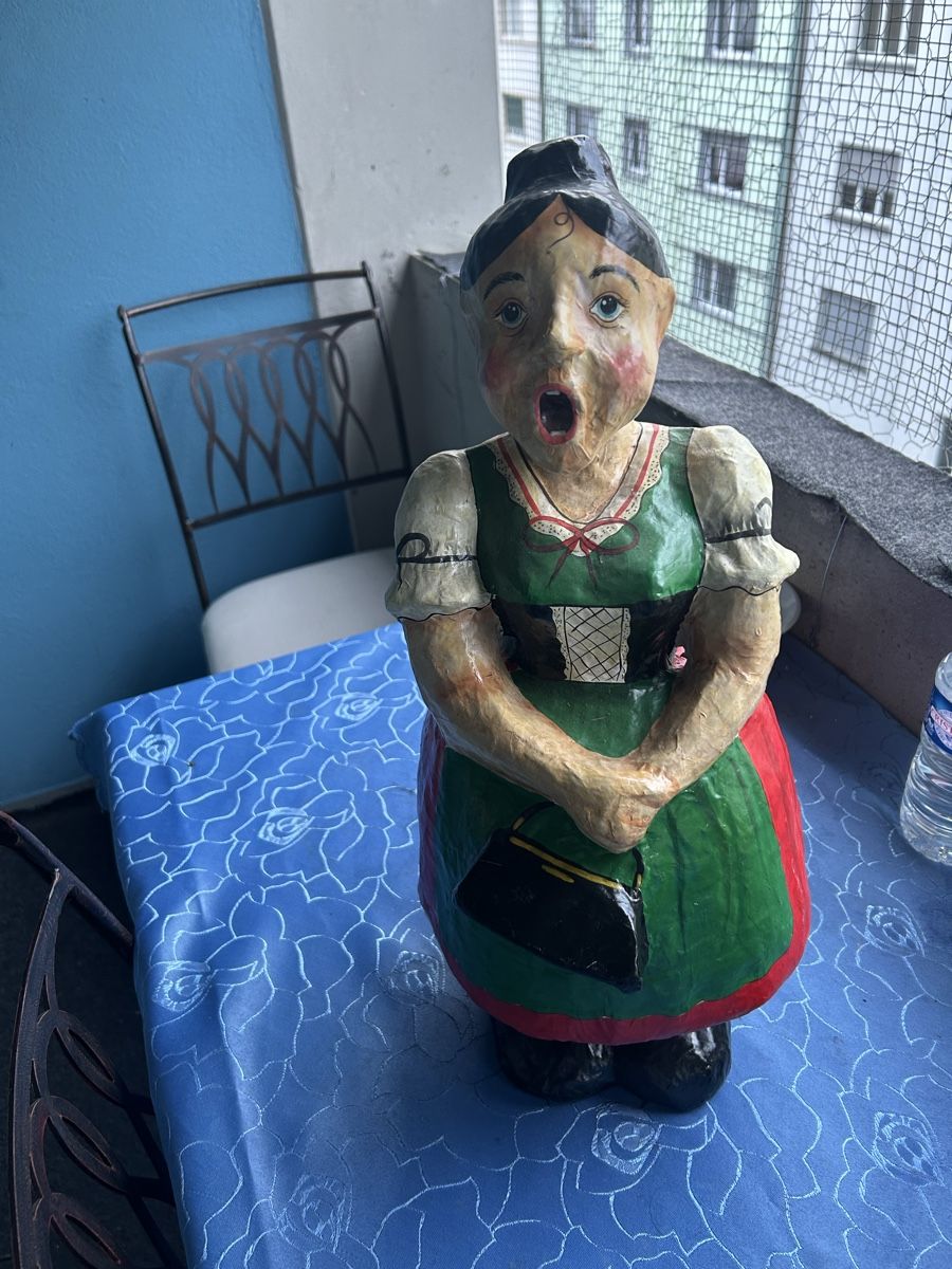 Statuette: Figur – Usato da Basel venduto da Krisztina.na 2