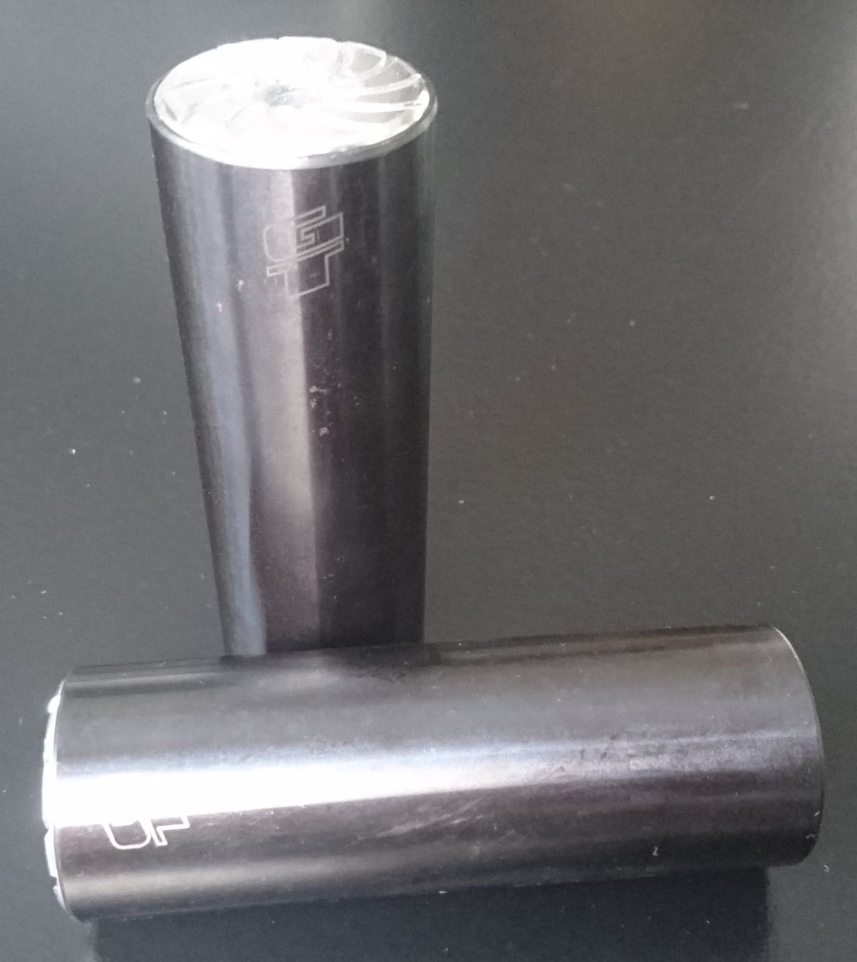 Pezzi di ricambio: GT - Pegs Chromoly/ alu – Usato da Biel/Bienne venduto da TheShop4U