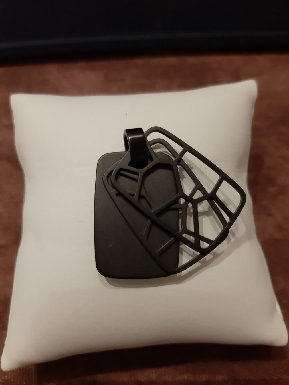 Energetix Ciondoli: Pendentif noir – Nuovo (secondo la descrizione) da Savigny venduto da Isacefa