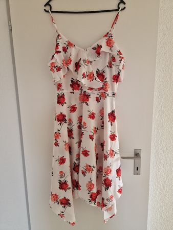 Kleid Blumenmuster Weiss mit Frill M