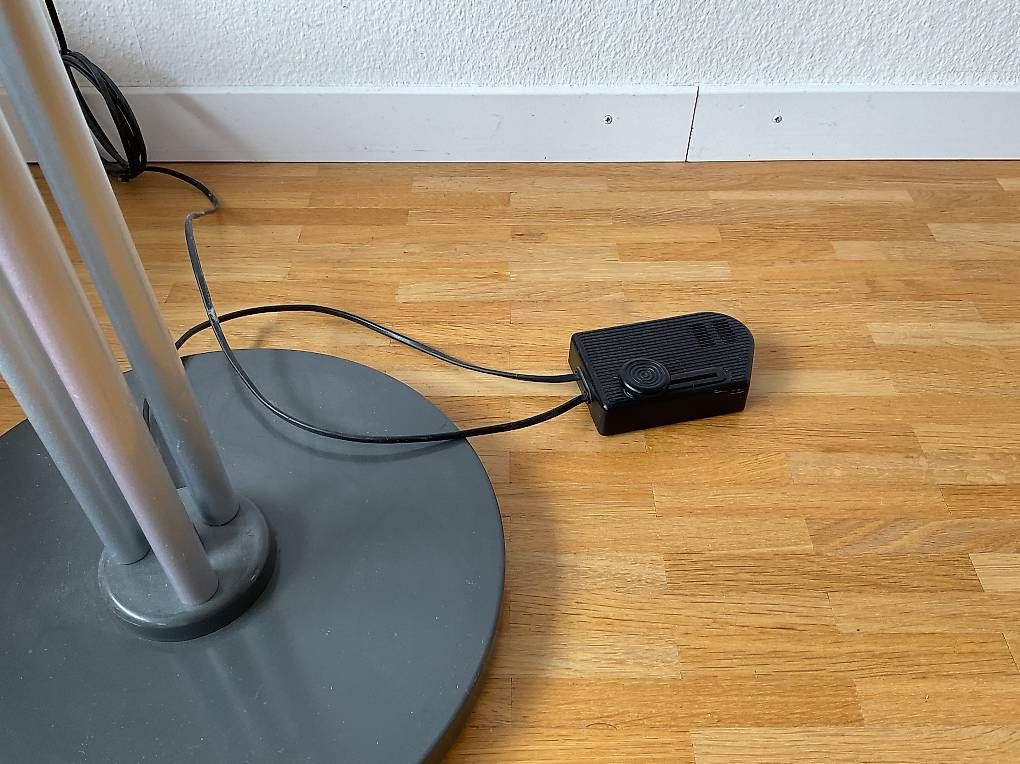 Lampade: Stehlampe // Lampe sur pied // Floor Lamp – Usato da Cologny venduto da els_tvj8 1