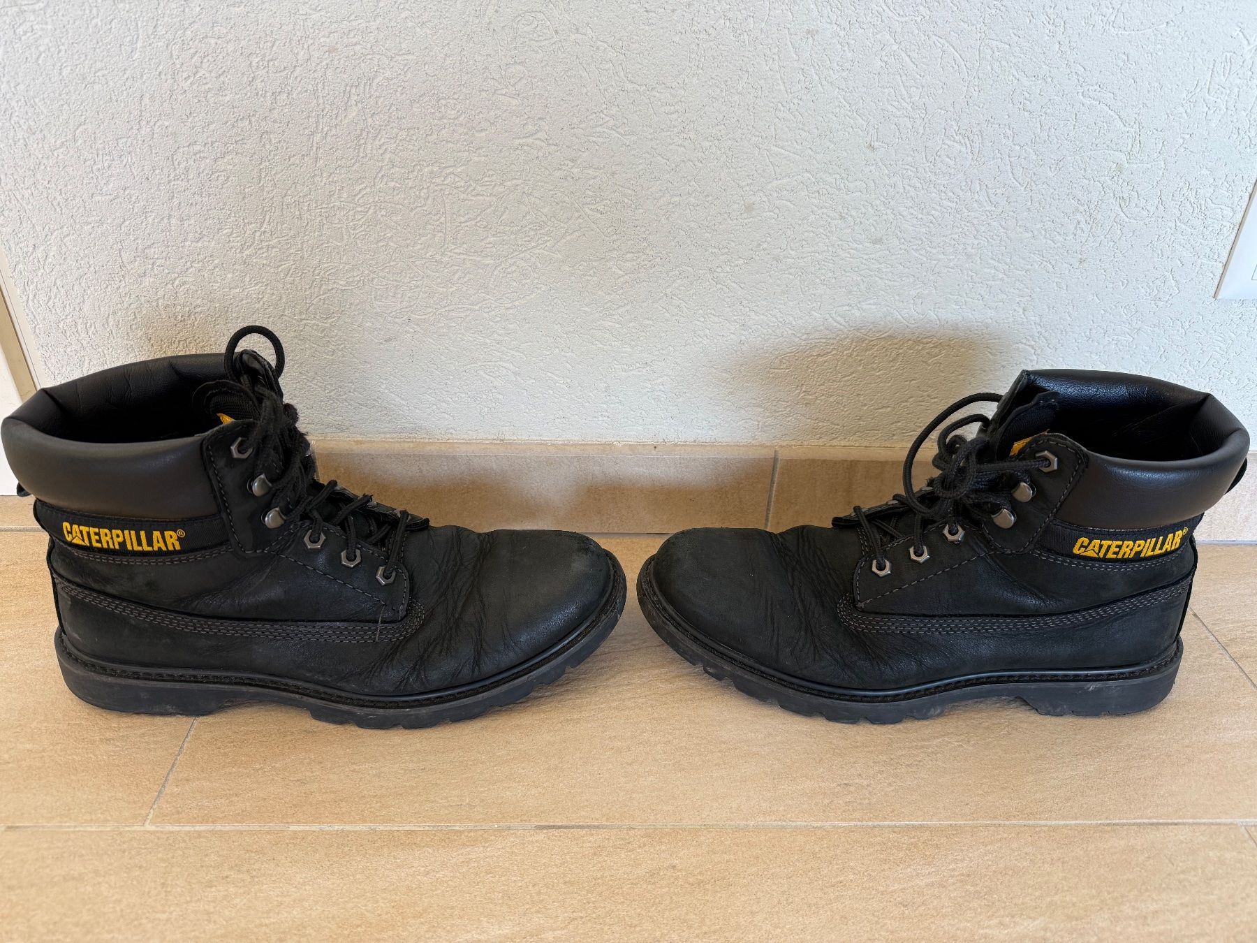 Caterpillar Chaussures hommes: Bottines CAT, p. 43.5 – D'occasion à St-Gingolph par GoldenKeys 1