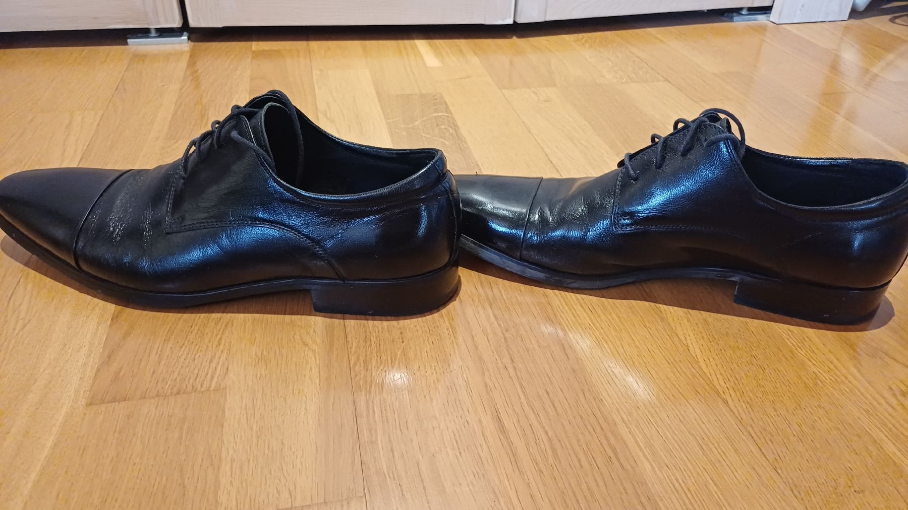 Scarpe da uomo: Herrenschuhe Bata, Glanzleder, Grösse 41 – Usato da Wegenstetten venduto da troll91 2