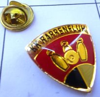 Pin K K RAPPENFLUH  schwarz weiss