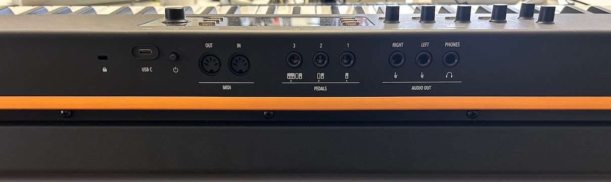 Instruments de musique: Masterkeyboard studiologic SL88 – D'occasion à Zürich par Arthi 3