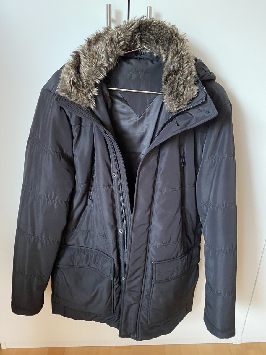 C&A Giacche: Schwarze Winterjacke Grösse M – Usato da Eischoll venduto da ama_m8qc