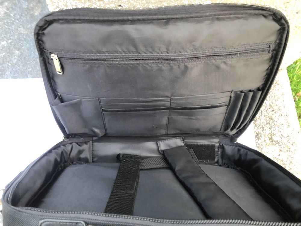 Laptop-Tasche / Sacoche pour ordinateur portable 3