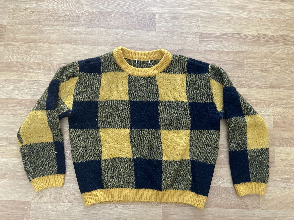 Kleiderpakete & -sets: Pullover/Jäckli Set, Gr. 152 – Gebraucht aus Ehrendingen von CalvineT 4