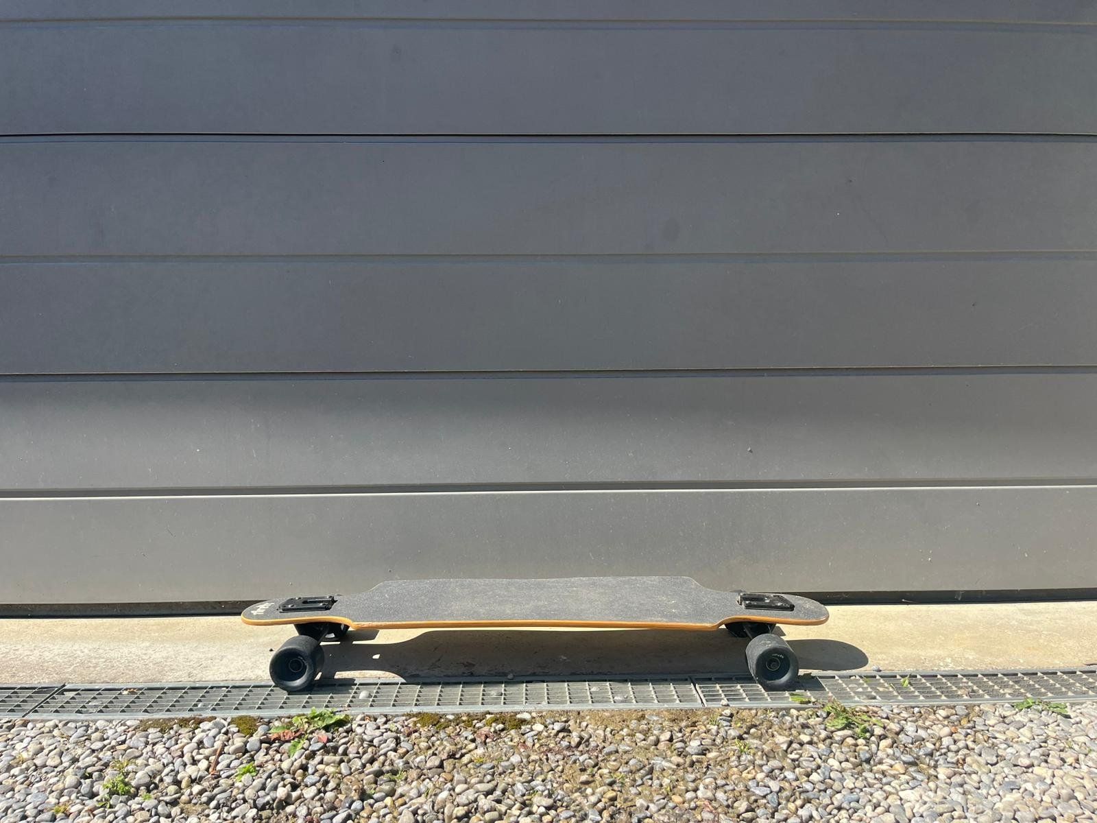 Skateboards: Lonboard Area, Zebra – Usato da Rifferswil venduto da tob_8f2c 1