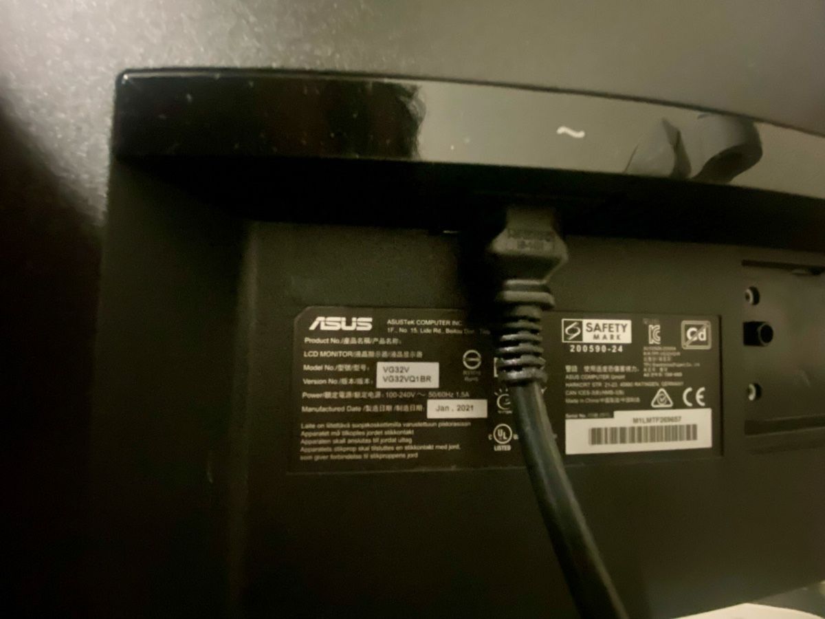 Asus Monitor: Moniteur Asus 32 sans le pied – Usato da Lausanne venduto da Millionsch 1