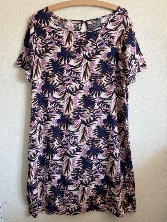 Leichtes Viskosekleid, Grösse L/XL, neuwertig