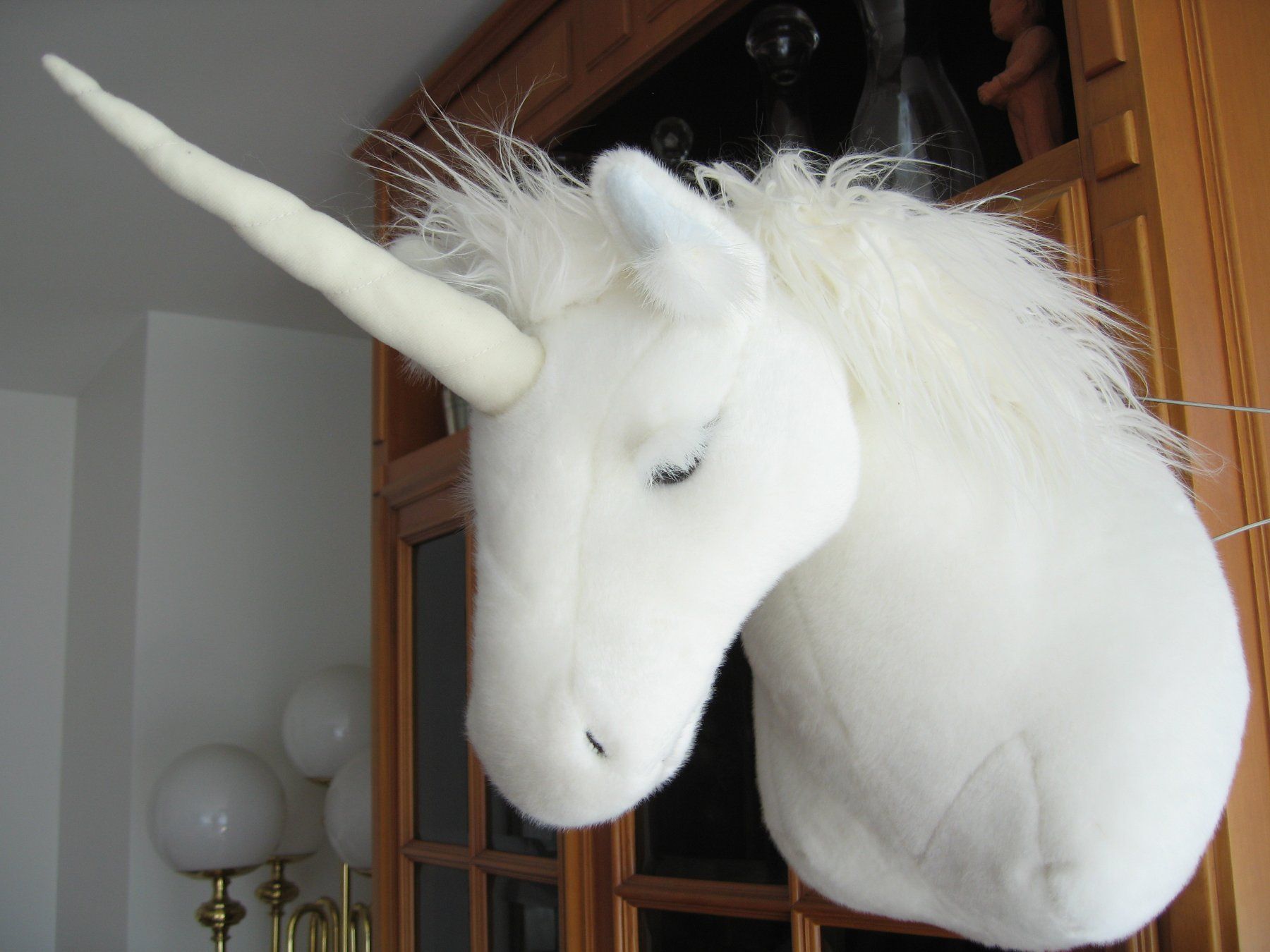 Alle Dekorationen: DEKO EINHORNKOPF – Gebraucht aus Meilen von steffanini