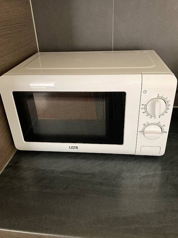 Micro onde en très bon état (D&amp;#39;occasion) à Chavannes-Renens pour CHF 20 ...