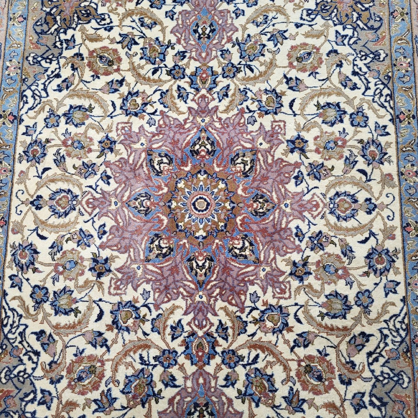 Teppiche: Teppich gebraucht – Gebraucht aus Kägiswil von Megafi56 1