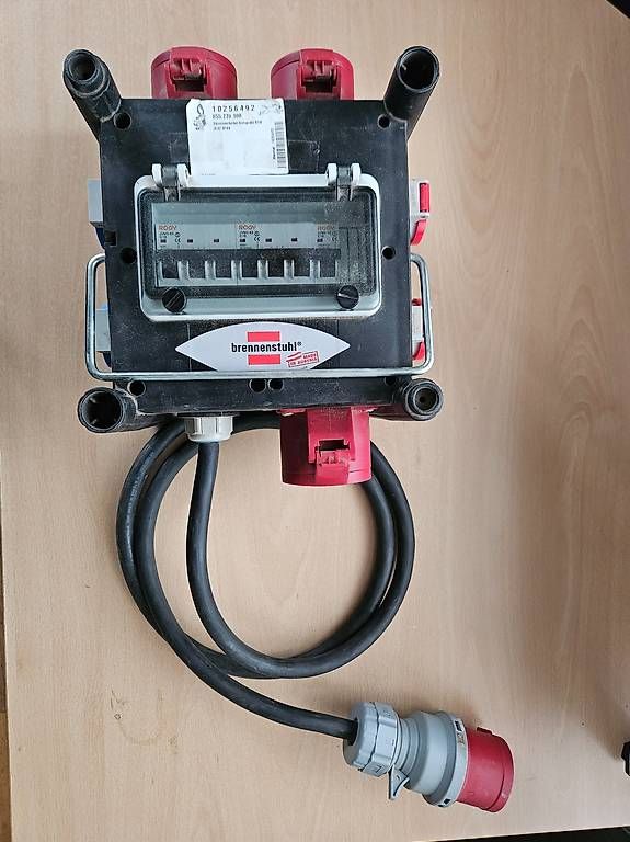 Elettrotecnica: Stromverteiler kompakt BSV 3/32 – Usato da Römerswil LU venduto da Helfenstein6027 1