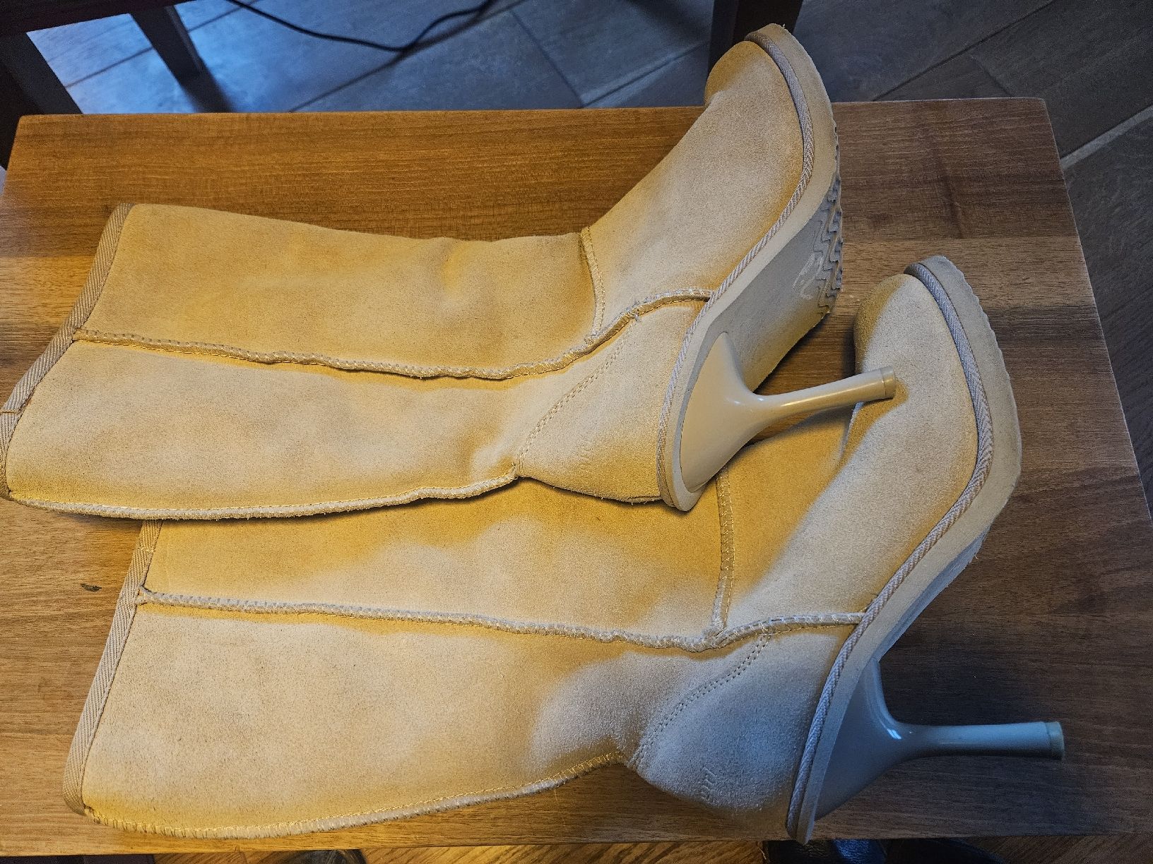 Tommy Hilfiger Scarpe da donna: Tommy Hilfiger Winter Stiefel mit Absatz, Grösse 38 – Usato da Spiez venduto da ann_y7bb 1