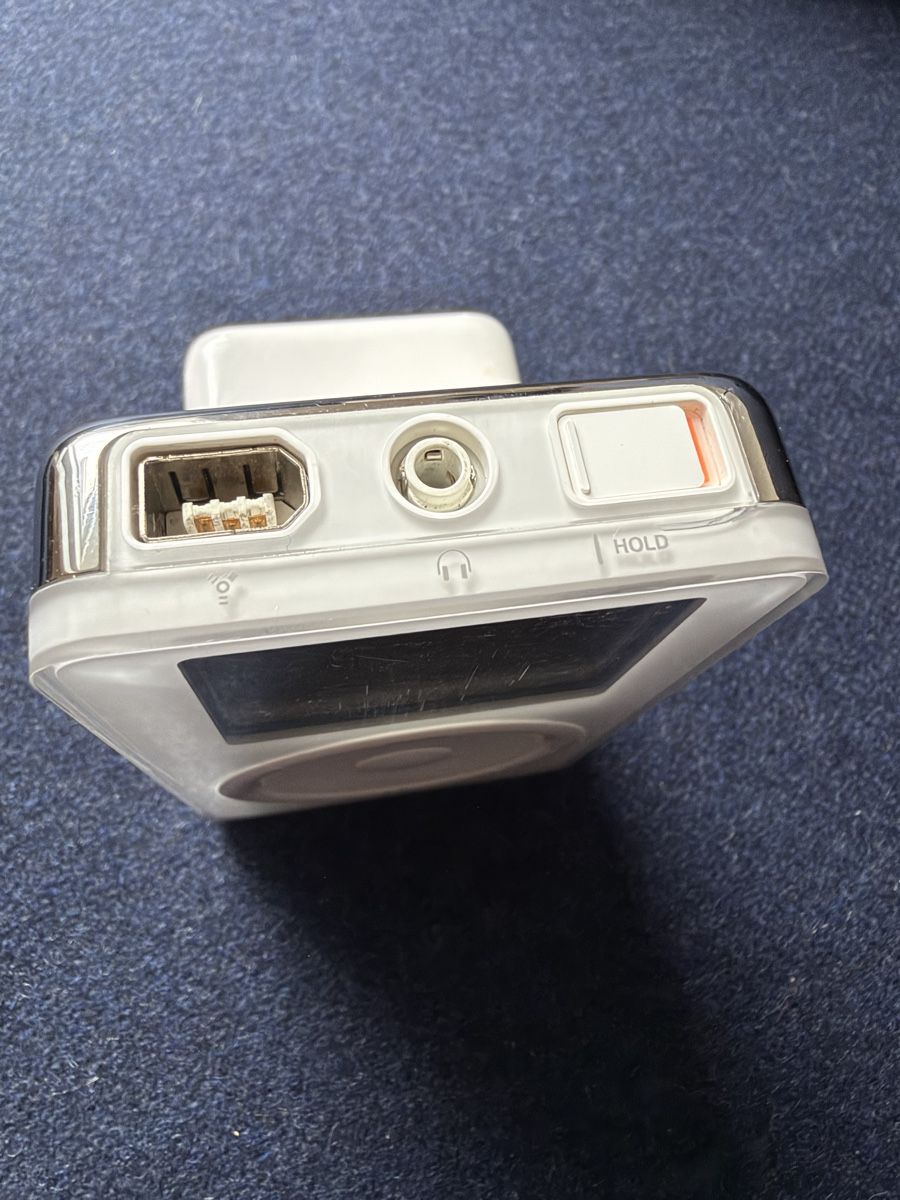 Apple Tragbarer Mediaplayer: Apple iPod 1st Generation 5GB - Top Condition – Gebraucht aus Zürich von jankais3r 5