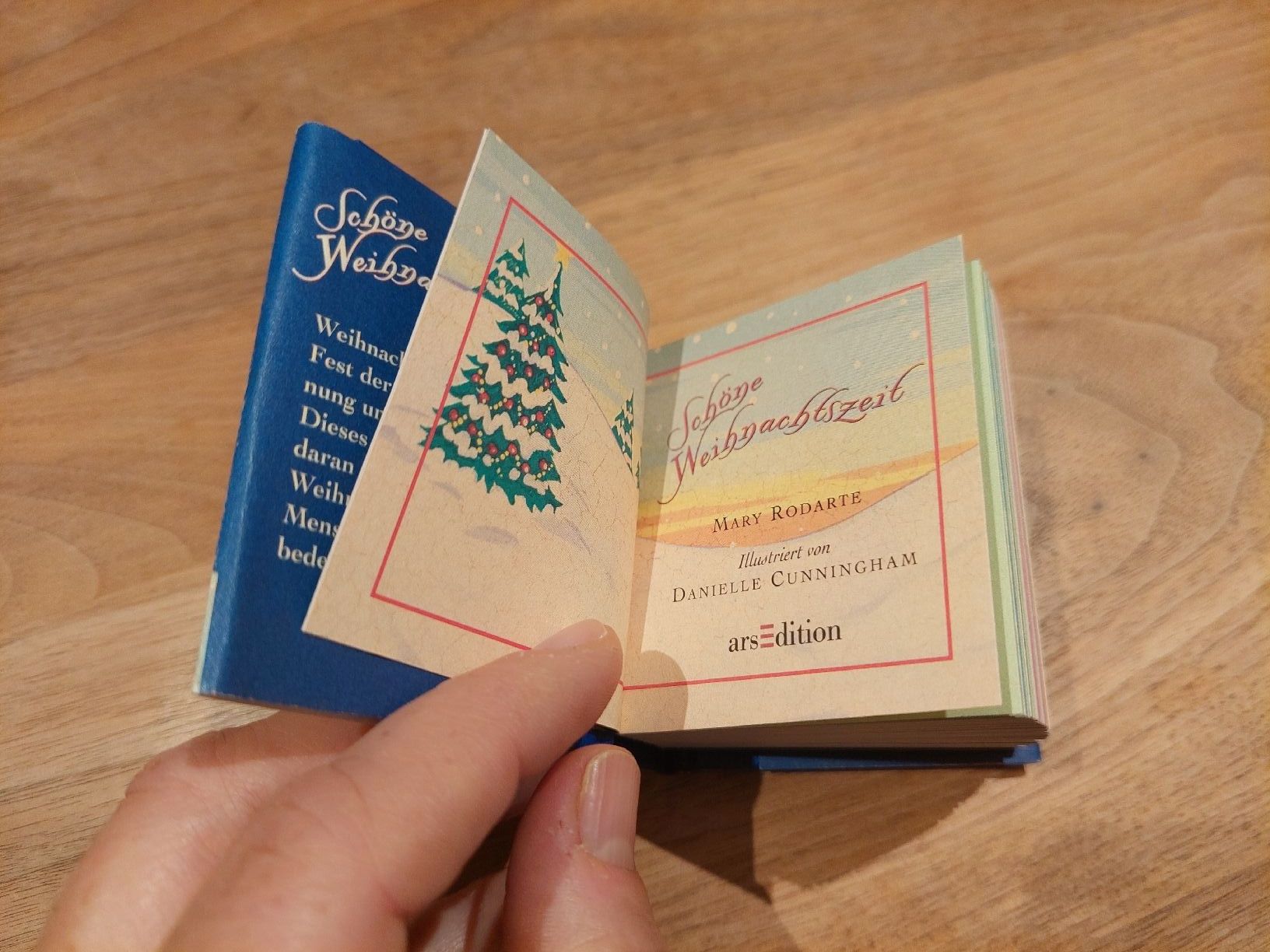 Bücher: 1 Mini-Weihnachtsbuch und 1 Mini-Engelbuch – Gebraucht aus Brunnen von Livianda 3