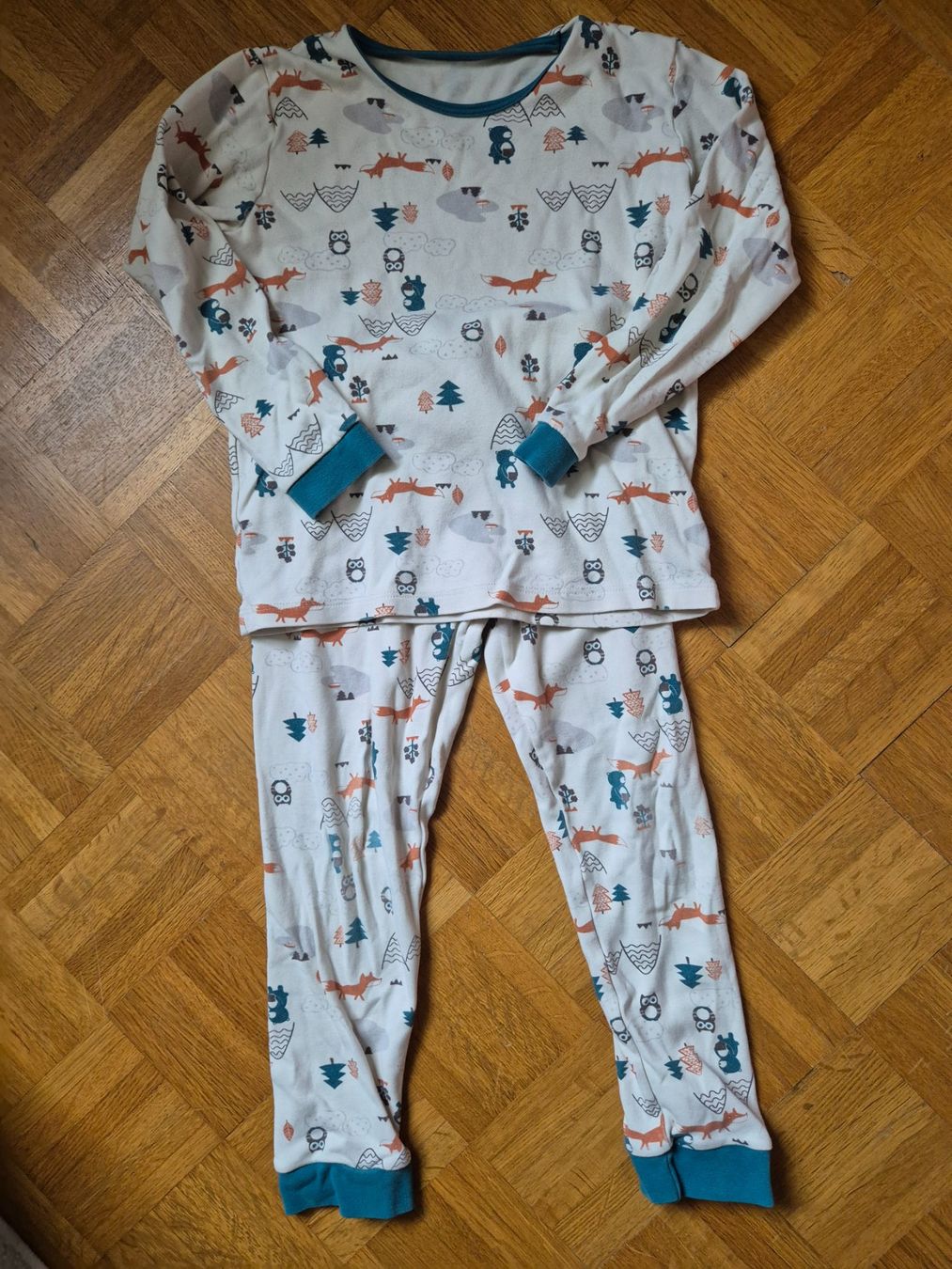 Pigiama & Simili: Pyjama creme mit Waldtieren, Gr. 130 – Usato da Dietikon venduto da grafad