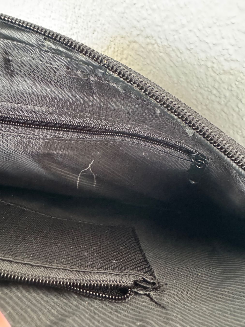 Taschen für Damen: Y2K Ledertasche – Gebraucht aus Balsthal von armenharut 4