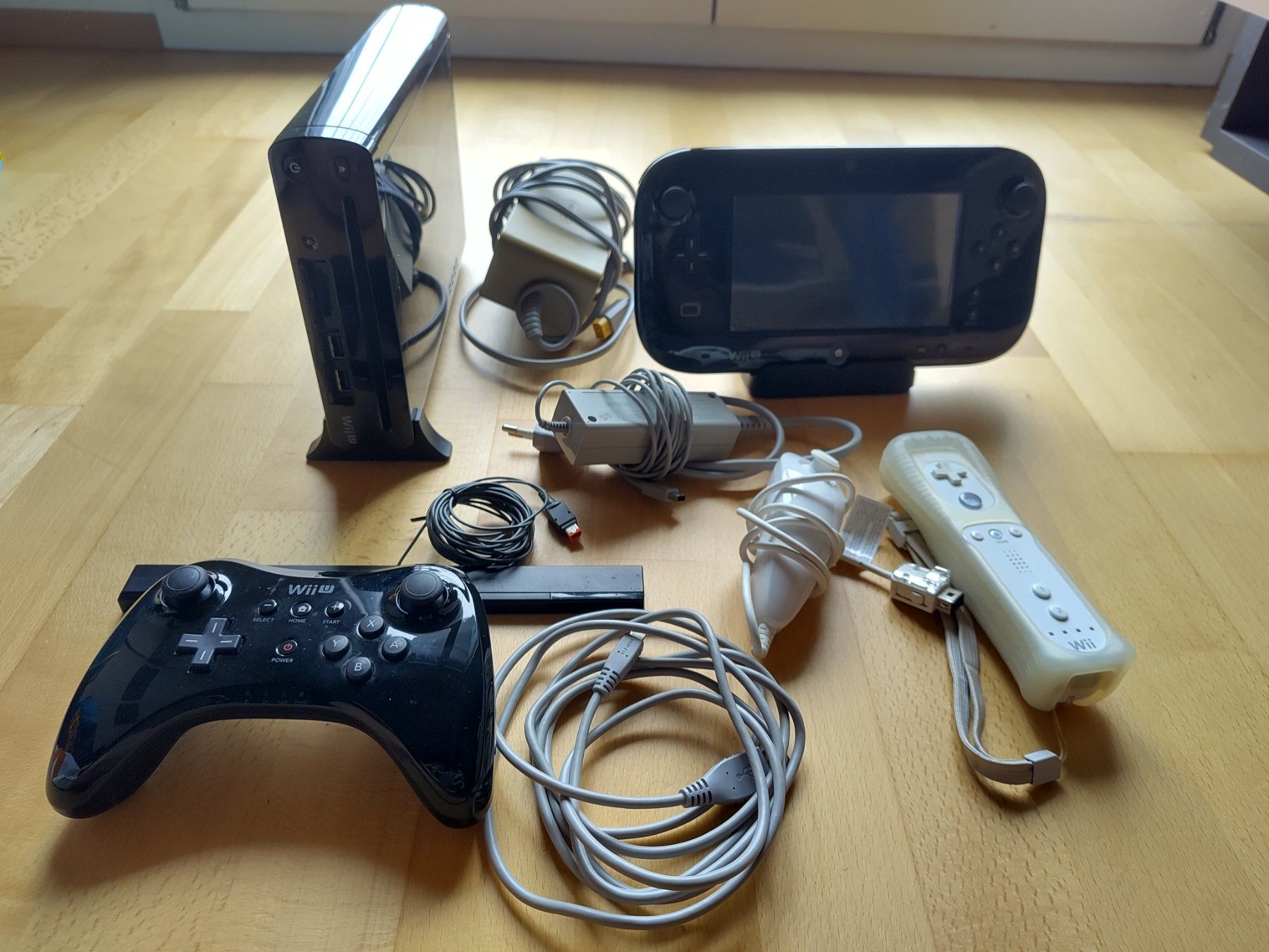 Nintendo Console: Nintendo Wii U Console – Usato da Gümligen venduto da urw_62l5