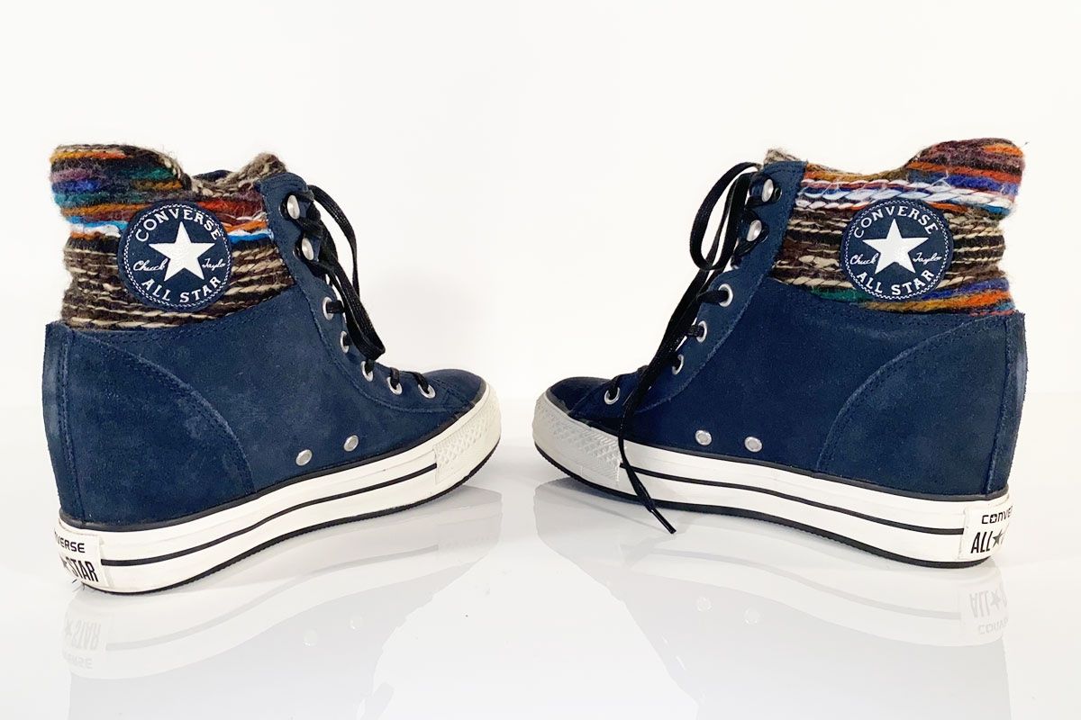 Converse Scarpe da donna: Converse Sneaker Chucks blau Special Edition Gr. 40 – Nuovo (secondo la descrizione) da Ballwil venduto da ClassicGallery 2