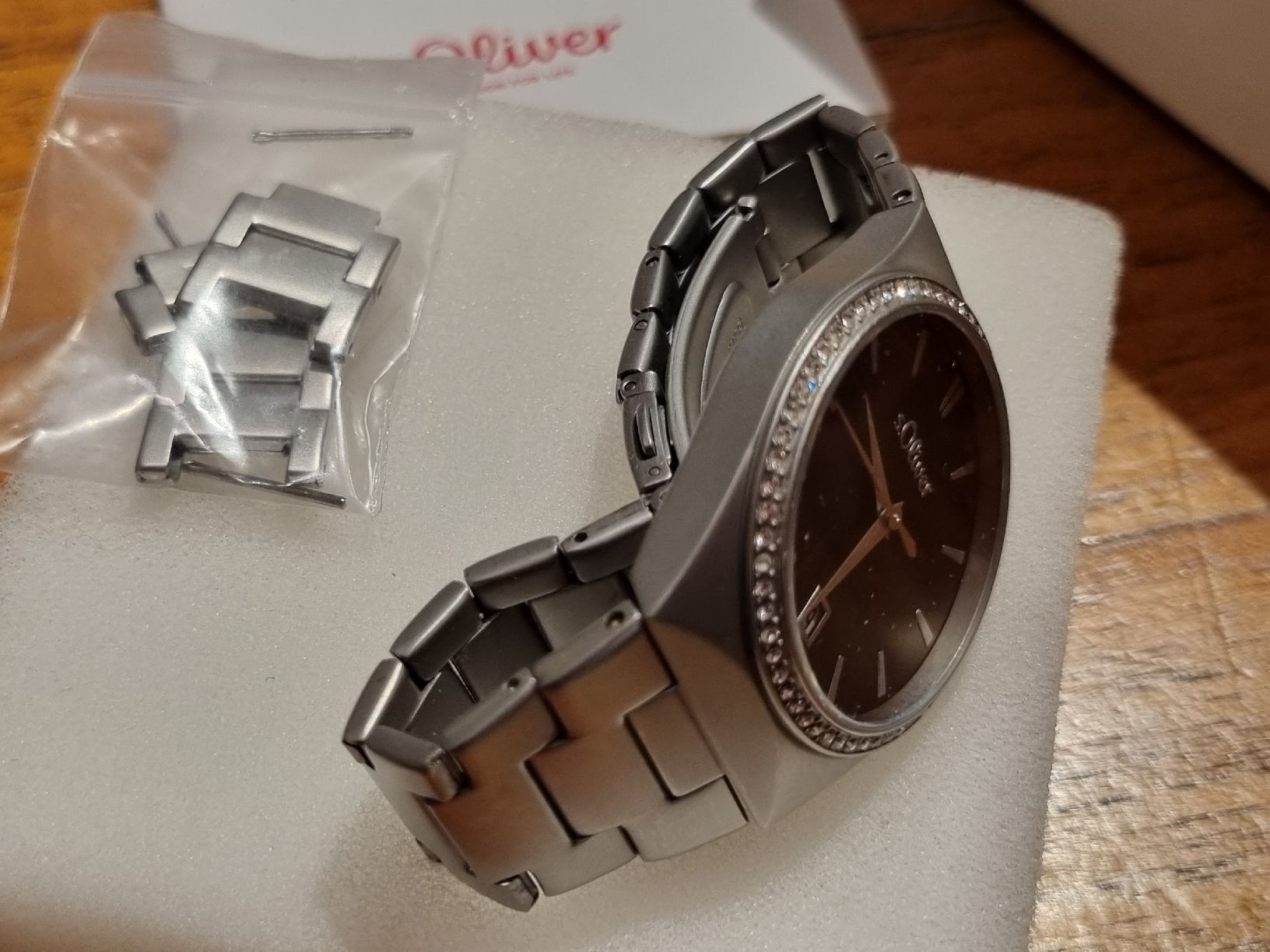 S.Oliver Orologi: s.Oliver Damenuhr, Zikonia, Datum – Usato da Crissier venduto da alibaba_ch 5
