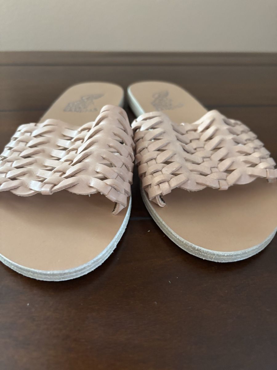 Damenschuhe: NEUE Leder Pantoletten Ancient Greek – Neu und originalverpackt aus Pratteln von sab_whk9