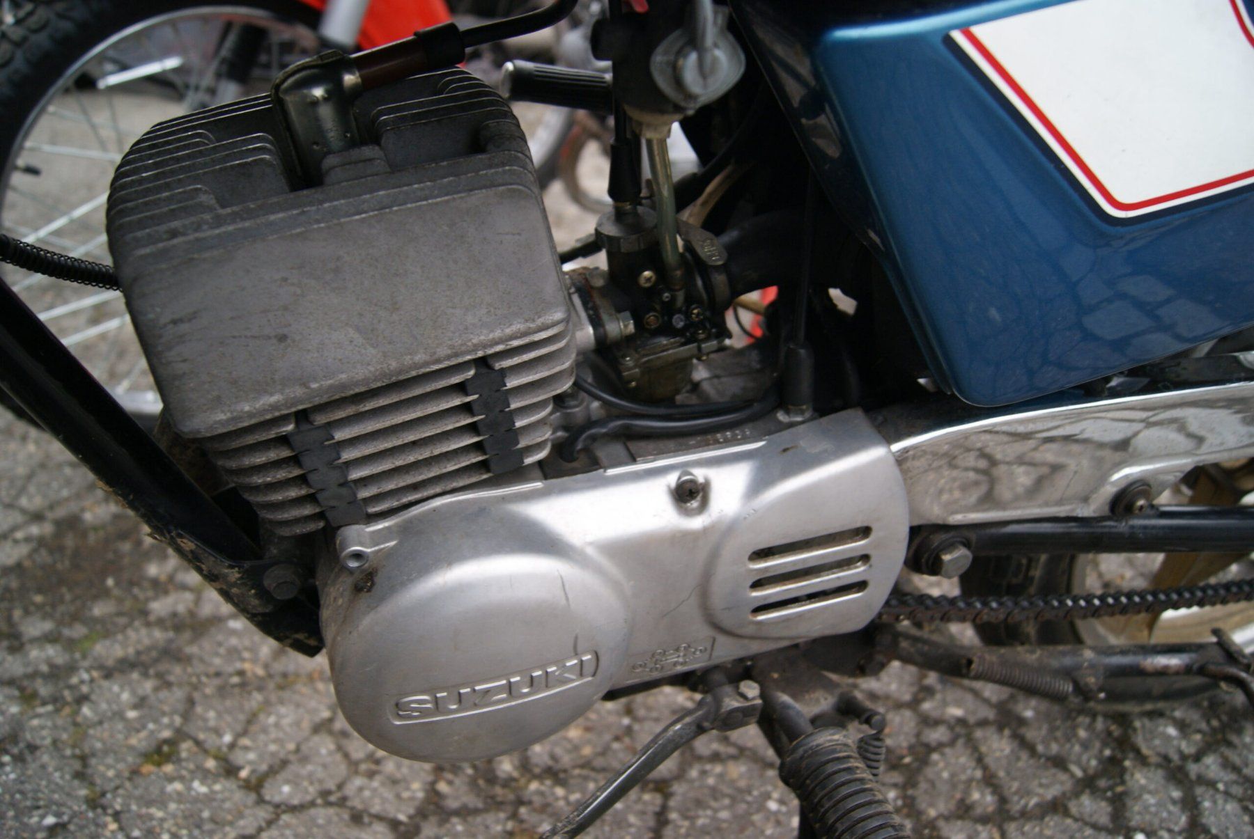 Suzuki Strada: Suzuki ZR 5 S  45km oder offen 80kmh – Usato da huttwil venduto da Pakora 7