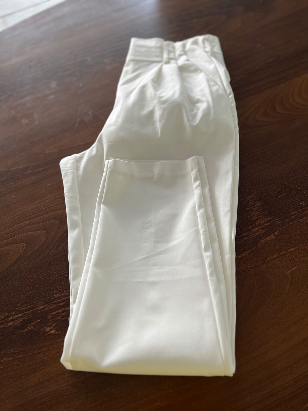 Vila Pantaloni: Sommerhose von Vila, Weiss, Grösse 40 – Usato da Ebmatingen venduto da Mistelu 1