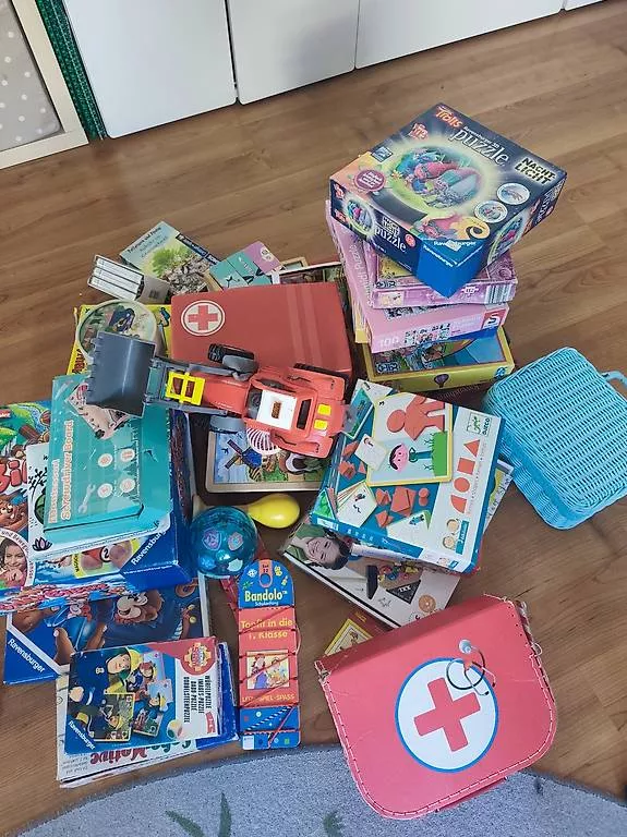 Giochi: Spielpaket – Usato da Zürich venduto da deb_v85f