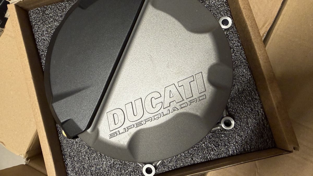 Ducati Alle Motorradersatzteile: Ducati Kupplungsdeckel – Gebraucht aus Reinach BL von toobi 1
