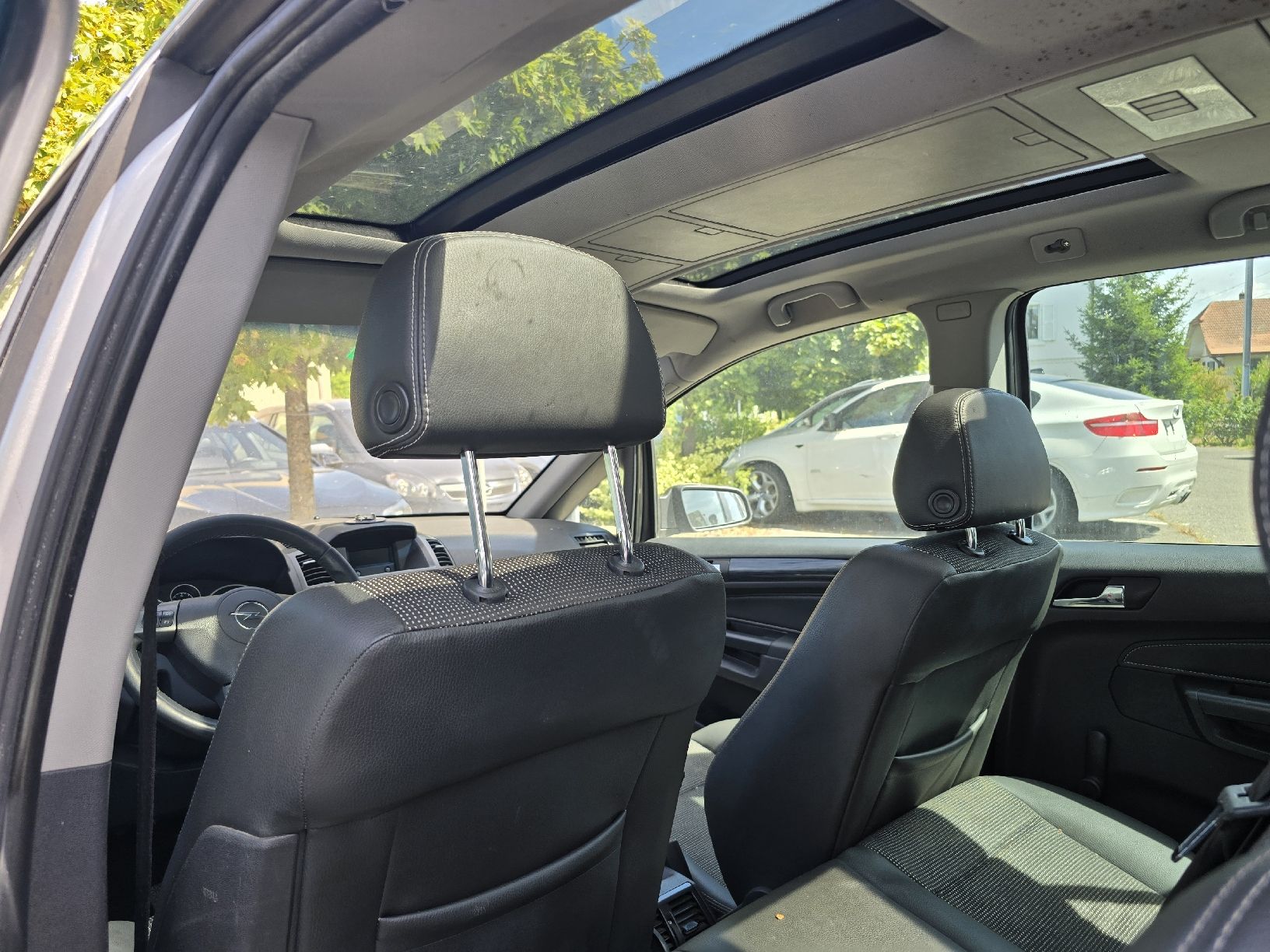 Opel Autos: Opel Zafira b22 Automat  – D'occasion à Biel/Bienne par meh_ycg5 5