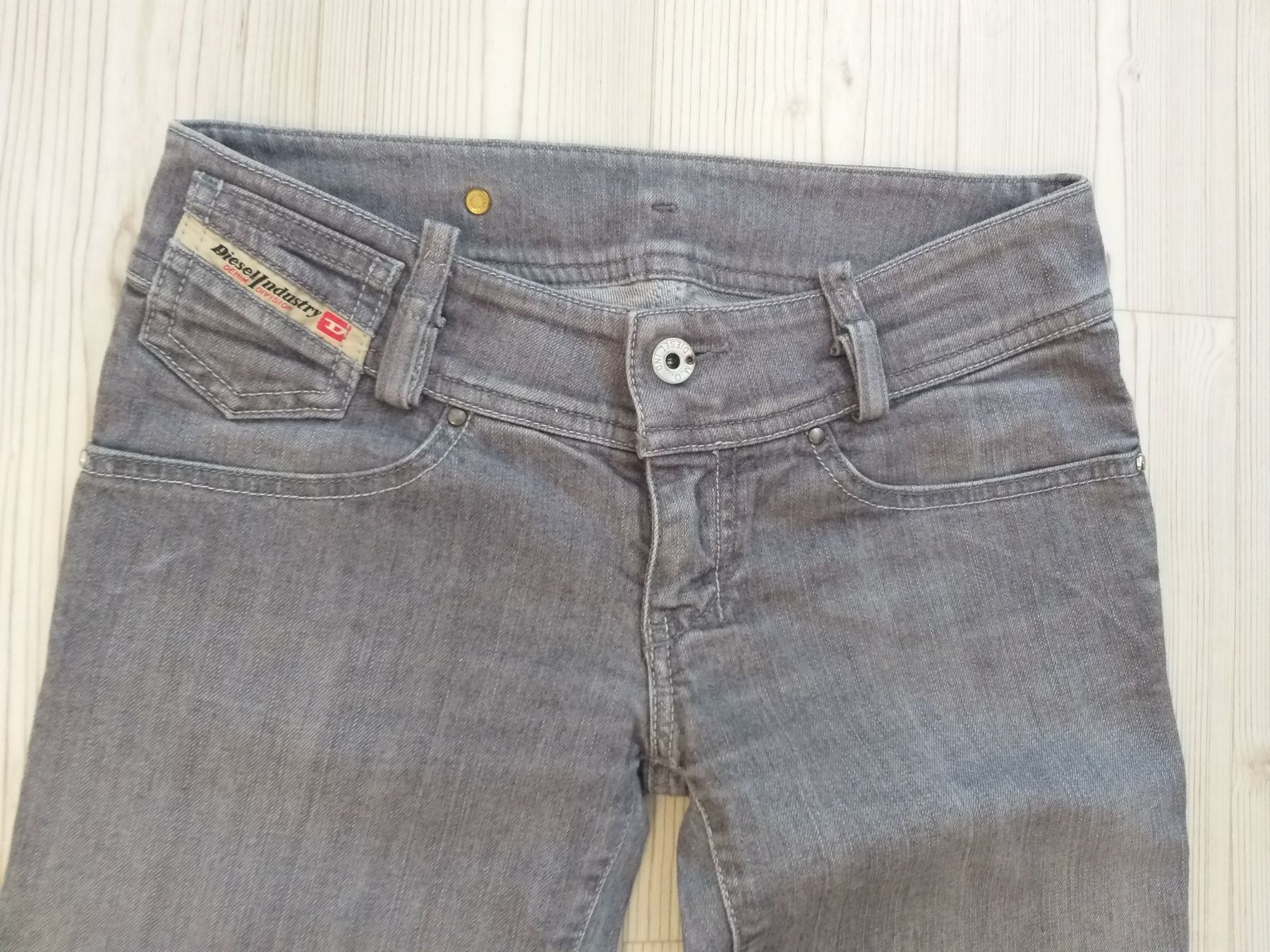 Diesel Jeans: DIESEL  Jeans   Taille/Grosse W25 – Gebraucht aus Cossonay-ville von Super-Price-Quality 1