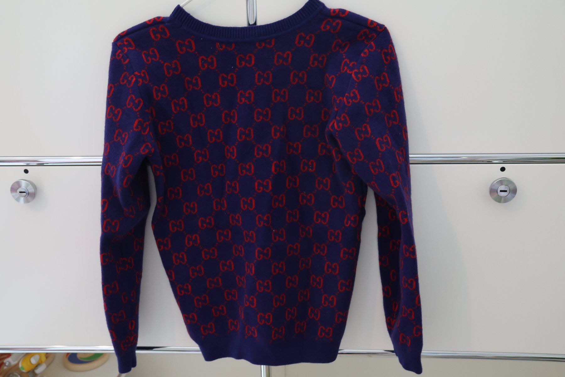 Maglioni & Felpe: Mädchen Pullover von Gucci 10 Jahre – Usato da Balzers venduto da MinimenschMia 4