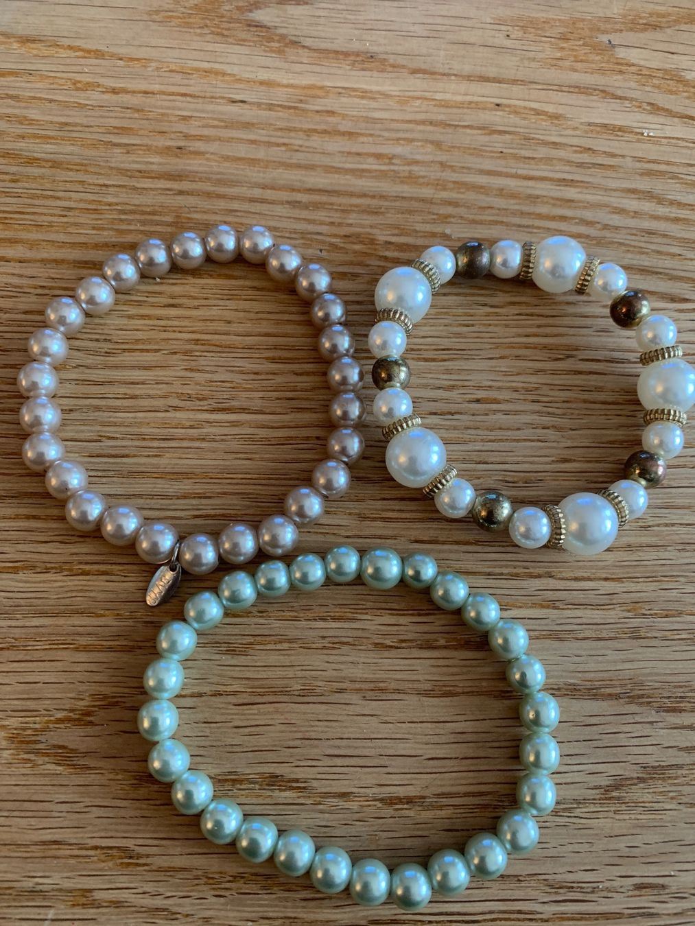 Bracelets: Lot de bracelets en perles – D'occasion à MEYRIN par Gwendo10