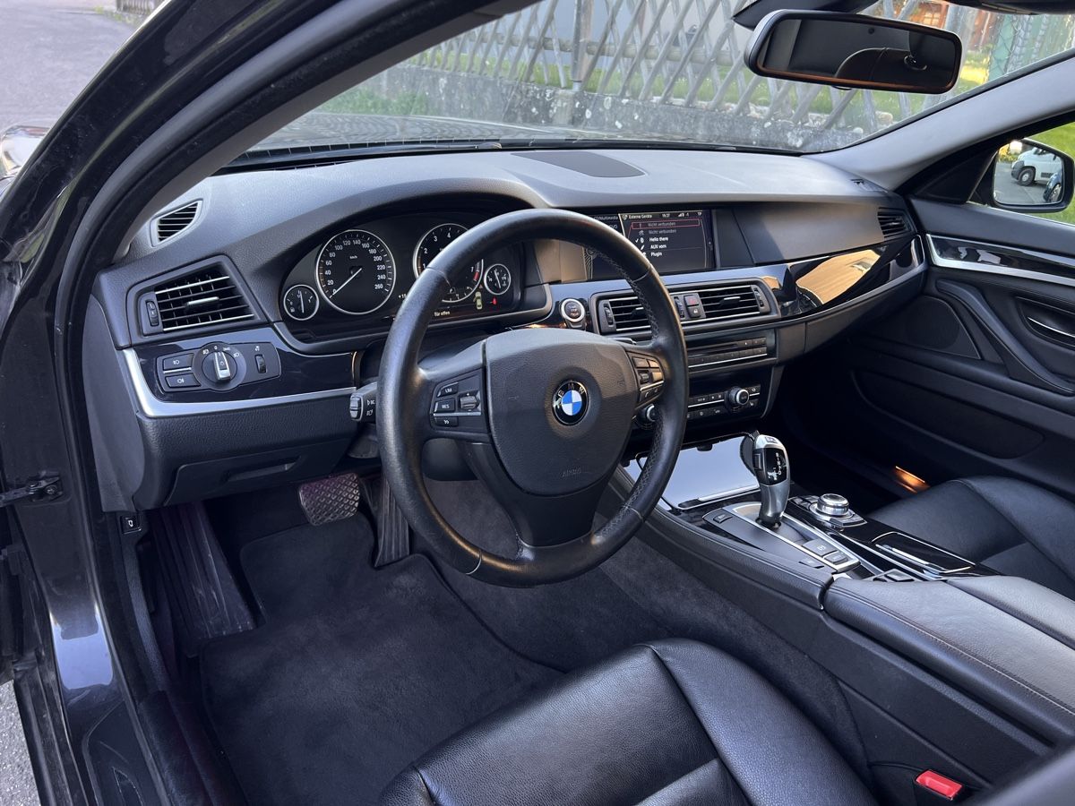 BMW Automobili: BMW 523i Steptronic ab mfk/Service – Usato da Hagneck venduto da Stejobe 4