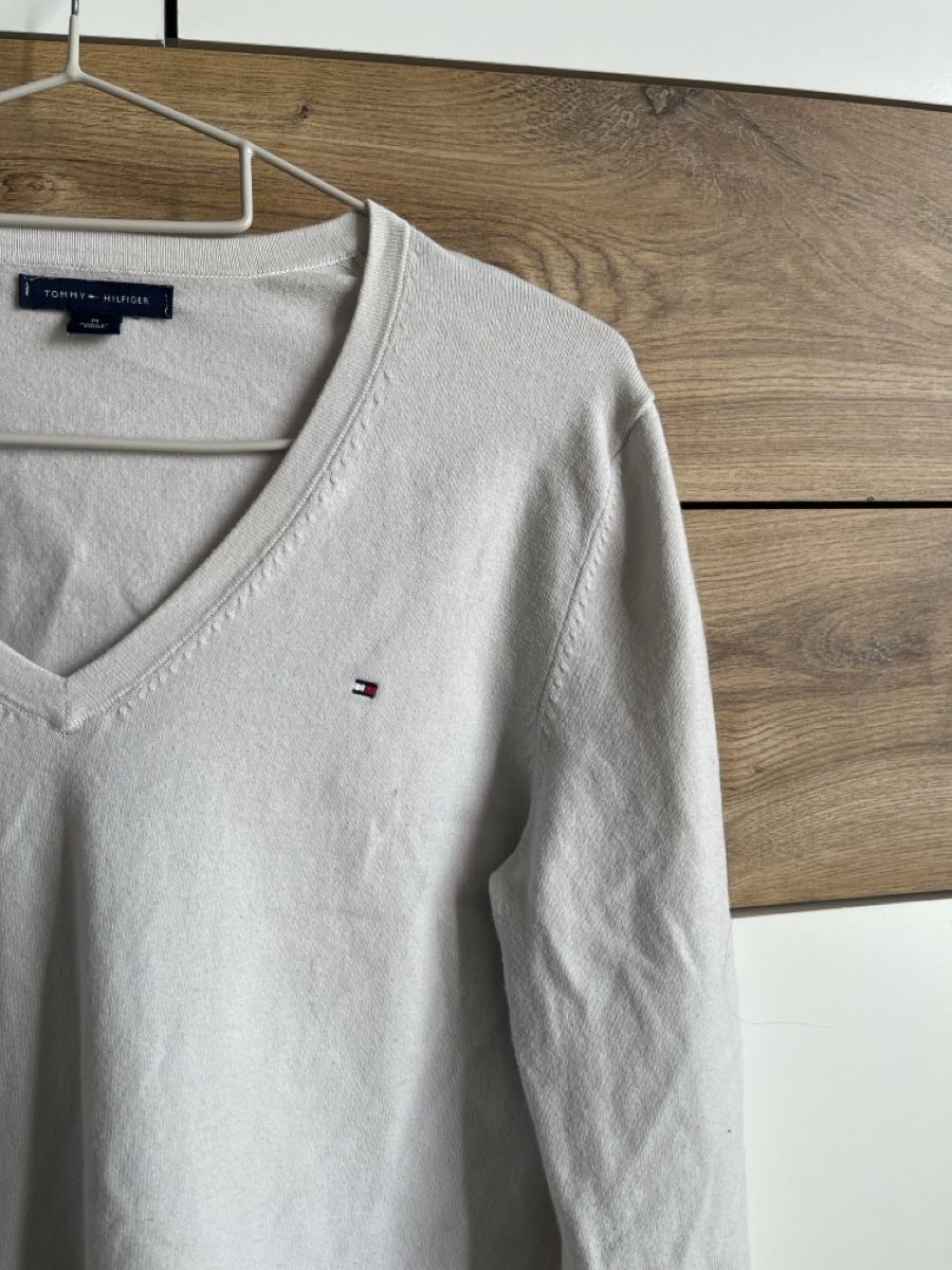 Tommy Hilfiger Pulls & Sweat-shirts: Damen Pullover Tommy Hilfiger Weiss Grösse M – D'occasion à St. Gallen par ninananas 1