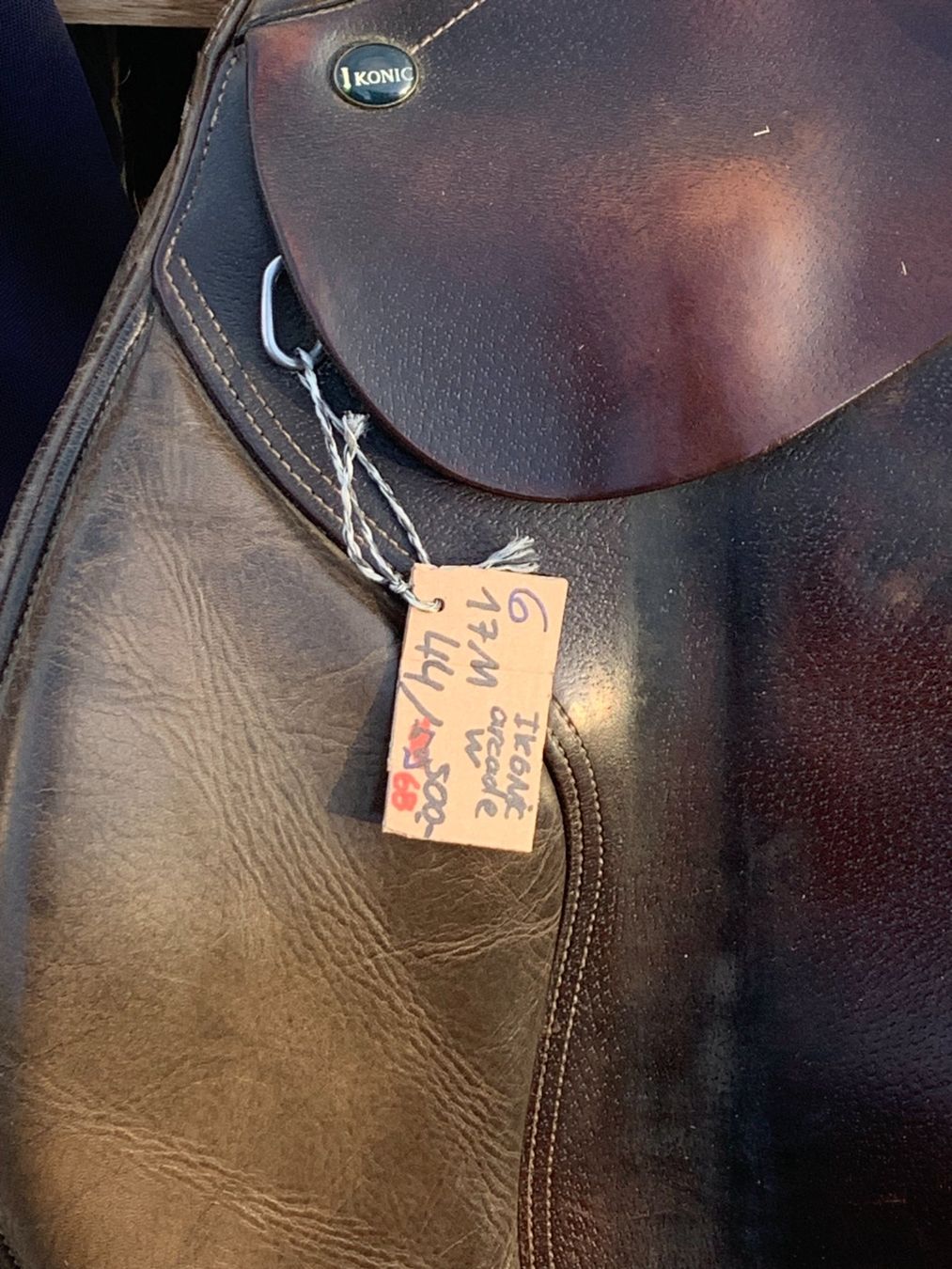Sattel & Sattelzubehör: Selle Ikonic – Gebraucht aus Lamboing von pet_djp8 3