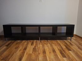 TV-Lowboard schwarz – 190 cm – 4 Fächer – günstig abzugeben
